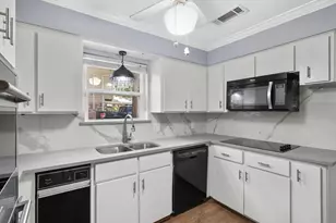 6515 Apple Valley Ln, Houston, TX 77069 - Photo 14