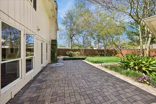 12522 Hazelwood Ln, Houston, TX 77077 - Photo 32