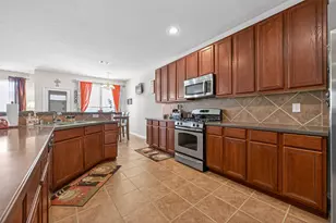 6442 Hardwood Dale Way, Humble, TX 77338 - Photo 14