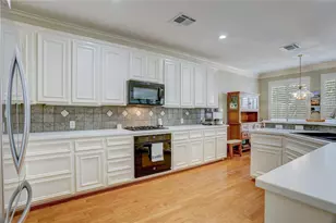 4024 Lanark Ln, Houston, TX 77025 - Photo 12