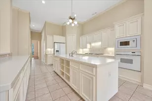 15511 Pinenut Bay Ct, Houston, TX 77059 - Photo 26