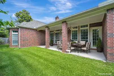 15511 Pinenut Bay Court, Houston, TX 77059 - Photo 36