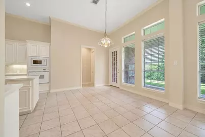 15511 Pinenut Bay Court, Houston, TX 77059 - Photo 20