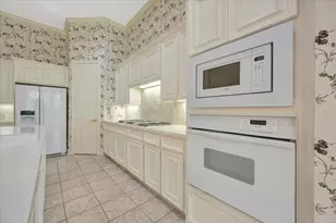 15511 Pinenut Bay Ct, Houston, TX 77059 - Photo 24