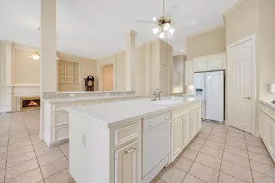 15511 Pinenut Bay Court, Houston, TX 77059 - Photo 24