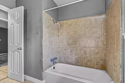 5534 Arapahoe Street #4, Houston, TX 77020 - Photo 16