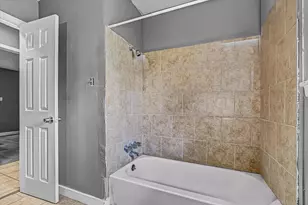 5534 Arapahoe St, Houston, TX 77020 - Photo 16