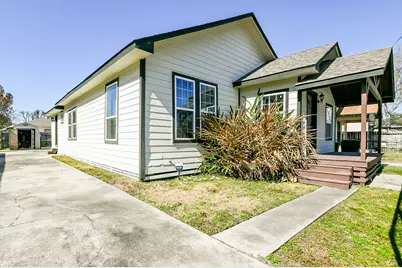 2119 Carter Street, Houston, TX 77008 - Photo 2
