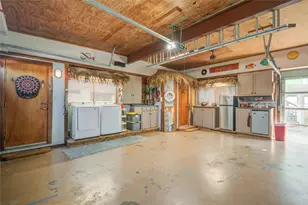 83 Dolphin Ln, Freeport, TX 77541 - Photo 38