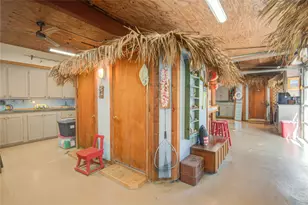 83 Dolphin Ln, Freeport, TX 77541 - Photo 34