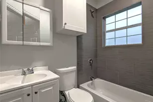 308 E 31st St, Houston, TX 77018 - Photo 12