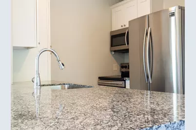 308 E 31st Street #B, Houston, TX 77018 - Photo 2