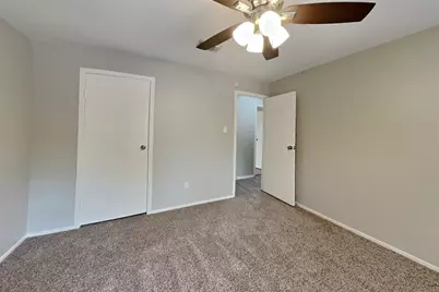 11 Fiddleleaf Court, The Woodlands, TX 77381 - Photo 14