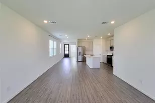 7730 Primrose Myrtle Ln, Cypress, TX 77433 - Photo 12