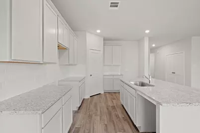 11019 Youngquist Drive, Mont Belvieu, TX 77535 - Photo 6