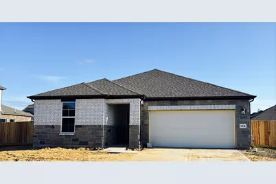 11019 Youngquist Drive, Mont Belvieu, TX 77535 - Photo 2