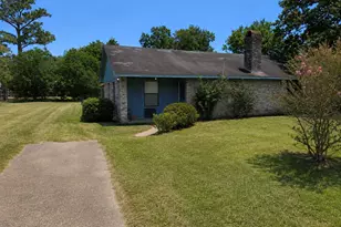 707 Willow Ave, Cleveland, TX 77327 - Photo 1