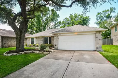 2303 Old Dixie Drive, Richmond, TX 77406 - Photo 2