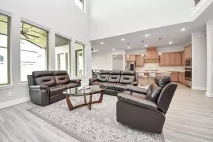 10015 Crescent Wood Dr, Missouri City, TX 77459 - Photo 8