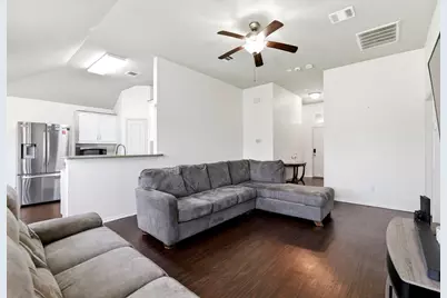 100 Oakwood Court, Huntsville, TX 77320 - Photo 6