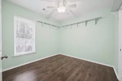 116 N Acacia Park Circle, The Woodlands, TX 77832 - Photo 30