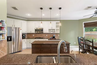 7 Renoir Trail Place, The Woodlands, TX 77382 - Photo 12