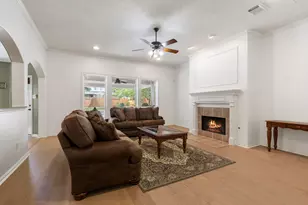 7 Renoir Trail Pl, The Woodlands, TX 77382 - Photo 10