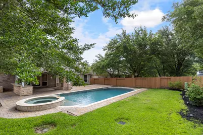 7 Renoir Trail Place, The Woodlands, TX 77382 - Photo 34