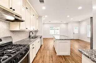 3605 Billingsley St, Houston, TX 77009 - Photo 8