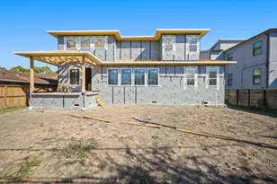 4131 Levonshire Dr, Houston, TX 77025 - Photo 22