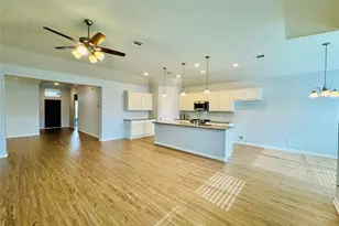 13018 Laura Lake Dr, Willis, TX 77318 - Photo 8