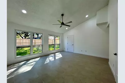 11923 Riverview Drive, Houston, TX 77077 - Photo 22