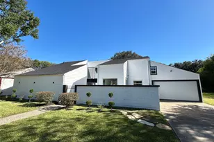 11923 Riverview Dr, Houston, TX 77077 - Photo 1