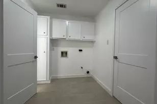 11923 Riverview Dr, Houston, TX 77077 - Photo 18