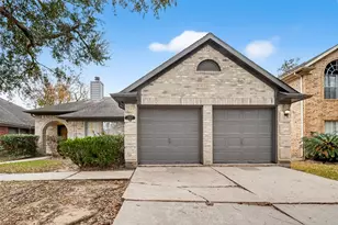 1707 Bonnie Lea Ln, Fresno, TX 77545 - Photo 2