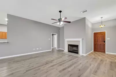 1707 Bonnie Lea Lane, Fresno, TX 77545 - Photo 6