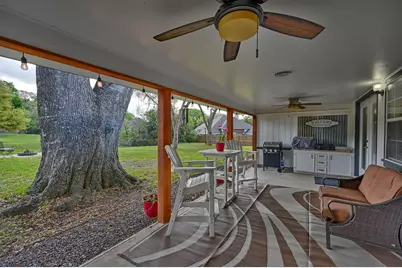 1607 S Chappell Hill Street, Brenham, TX 77833 - Photo 26