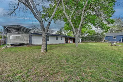 1607 S Chappell Hill Street, Brenham, TX 77833 - Photo 30