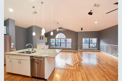 3570 Link Valley Drive, Houston, TX 77025 - Photo 6