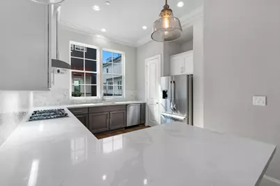 813 Bringhurst Street, Houston, TX 77020 - Photo 12