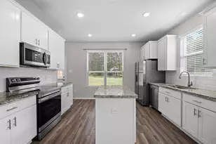 18140 Mail Rte Rd, Montgomery, TX 77316 - Photo 8