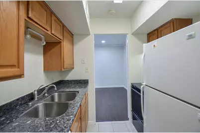 2121 Fountain View Drive #50, Houston, TX 77057 - Photo 2