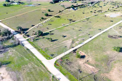 682 Schultz Road S, Sealy, TX 77474 - Photo 6