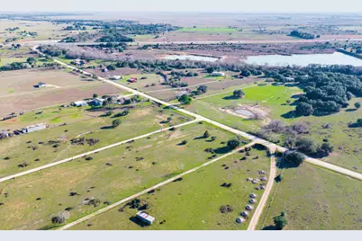 682 Schultz Road S, Sealy, TX 77474 - Photo 18