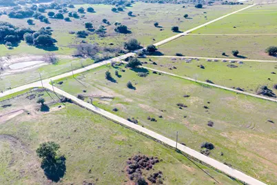 682 Schultz Road S, Sealy, TX 77474 - Photo 8