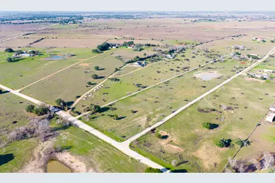 682 Schultz Road S, Sealy, TX 77474 - Photo 14