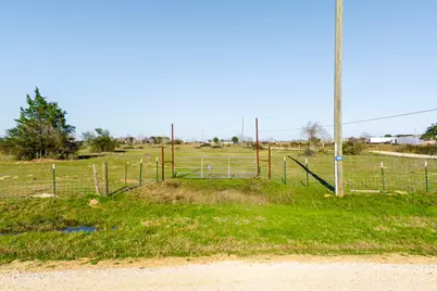 682 Schultz Road S, Sealy, TX 77474 - Photo 32
