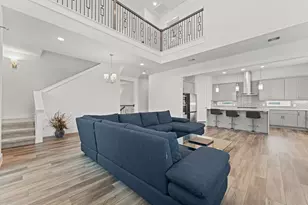 1430 W 34th 1/2 St, Houston, TX 77018 - Photo 16