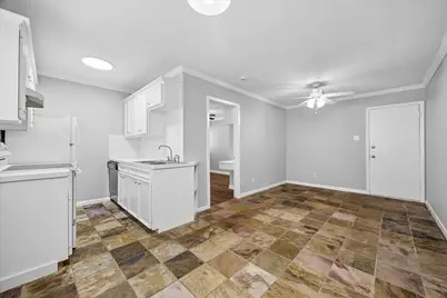 3618 Garrott Street #04, Houston, TX 77006 - Photo 1