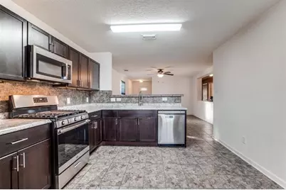 19346 Bold River Road, Tomball, TX 77375 - Photo 8